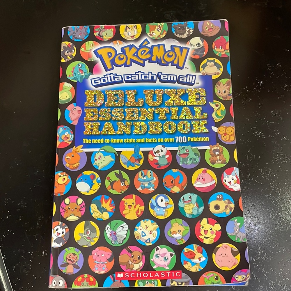 Pokémon gotta catch ‘em all Deluxe Essential Handbook